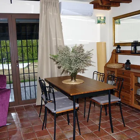 Hébergement de vacances Valle Del Almanzor *