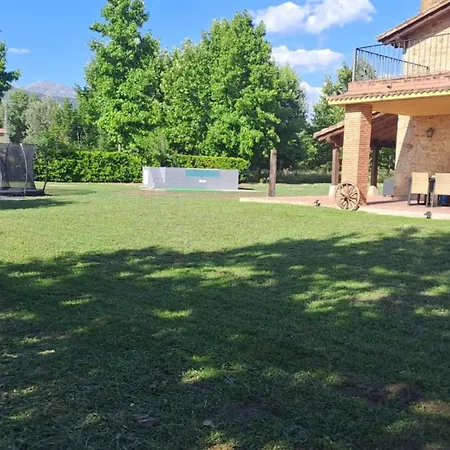 Hébergement de vacances Valle Del Almanzor