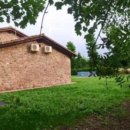 Valle Del Almanzor בית נופש