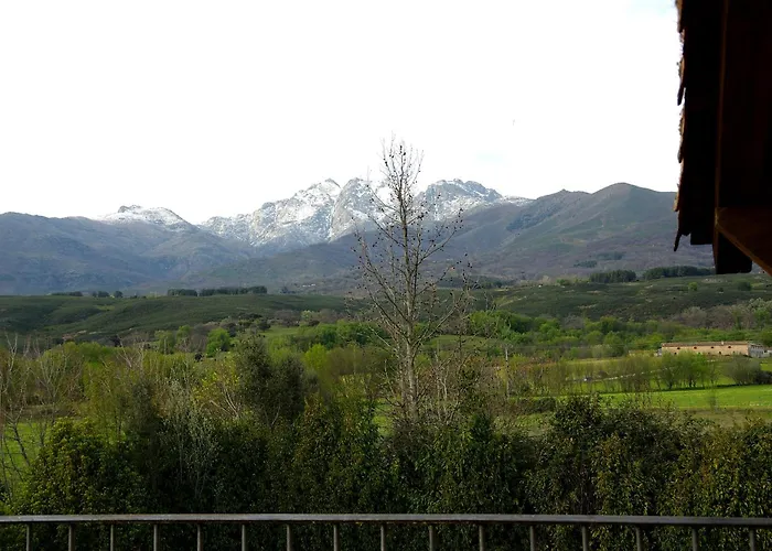 펜션 Valle Del Almanzor 칸델레다