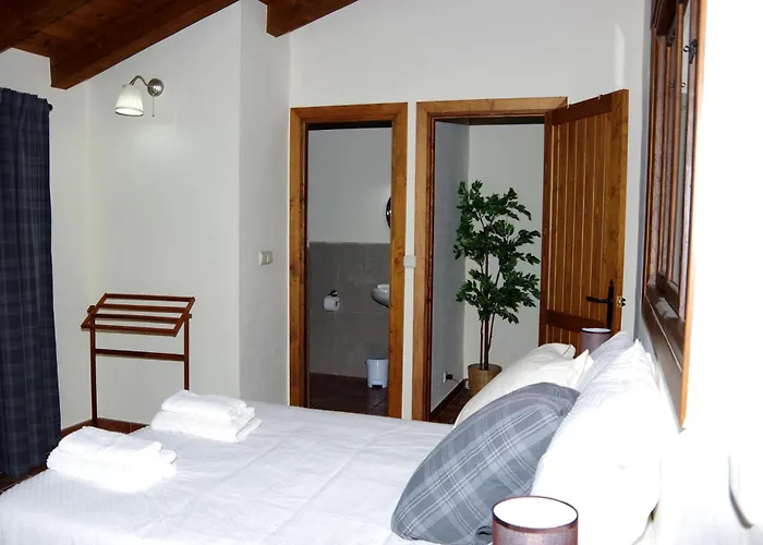 Valle Del Almanzor 펜션 *