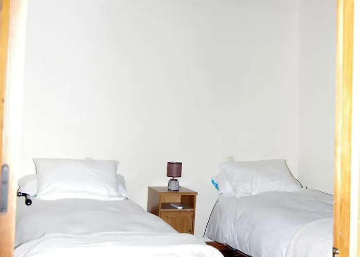 Valle Del Almanzor * 칸델레다