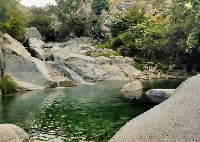 펜션 Valle Del Almanzor *